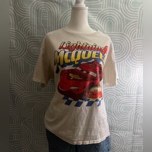Disney Pixar Cars Lightning McQueen Graphic Tee Piston Cup #95 Size L